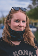 Lade das Bild in den Galerie-Viewer, Tube - Green Gingham