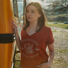 Lade das Bild in den Galerie-Viewer, T-Shirt - Speed Goddess