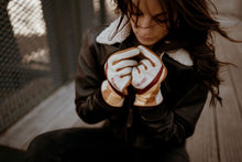 Lade das Bild in den Galerie-Viewer, Handschuhe - 70s Stripes