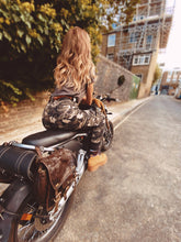 Lade das Bild in den Galerie-Viewer, Lara Cargohose - Camo