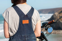 Lade das Bild in den Galerie-Viewer, Daisy Latzhosen