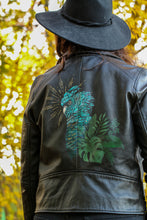 Lade das Bild in den Galerie-Viewer, Lederjacke - Kakadu