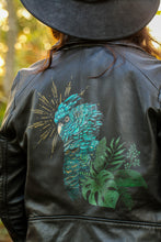 Lade das Bild in den Galerie-Viewer, Lederjacke - Kakadu