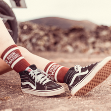 Lade das Bild in den Galerie-Viewer, Socken - No risk, no magic