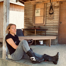 Lade das Bild in den Galerie-Viewer, Melissa Jeggins - Grau