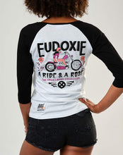 Lade das Bild in den Galerie-Viewer, Baseball Shirt - Celia