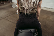 Lade das Bild in den Galerie-Viewer, Lara Cargohose - Verschiedene Farben