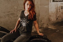 Lade das Bild in den Galerie-Viewer, T-Shirt - Born to be Wild