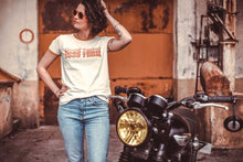 Lade das Bild in den Galerie-Viewer, T-Shirt - Good Times