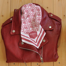 Lade das Bild in den Galerie-Viewer, Schal - Burgundy