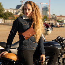 Lade das Bild in den Galerie-Viewer, Gürteltasche