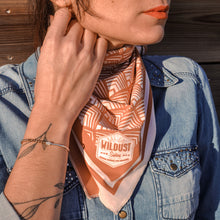 Lade das Bild in den Galerie-Viewer, Schal - Redwood