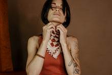 Lade das Bild in den Galerie-Viewer, Schal - Petrol Junkies
